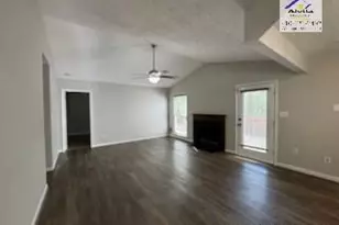 3310 Melba Dr, Fayetteville, NC 28301 - Photo 2