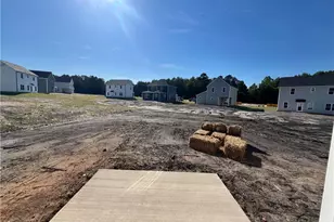 512 Bartley St, Vass, NC 28394 - Photo 14