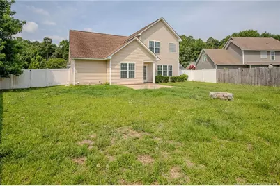 554 Thorncliff Drive, Raeford, NC 28376 - Photo 6