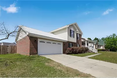 4816 Miranda Drive, Hope Mills, NC 28348 - Photo 2