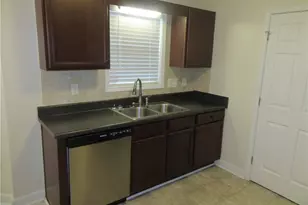 2212 Cliff Swallow Drive, Fayetteville, NC 28306 - Photo 8