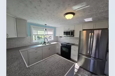 219 E Clinton Road, Autryville, NC 28318 - Photo 4