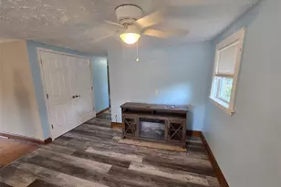 219 E Clinton Rd, Autryville, NC 28318 - Photo 8