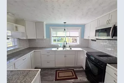 219 E Clinton Road, Autryville, NC 28318 - Photo 6