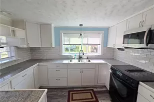 219 E Clinton Rd, Autryville, NC 28318 - Photo 6