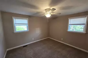 219 E Clinton Rd, Autryville, NC 28318 - Photo 18