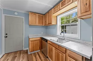 1032 Elizabeth Dr, Laurinburg, NC 28352 - Photo 16