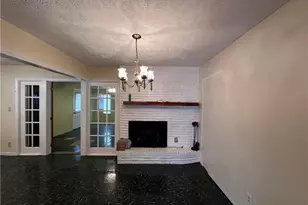 841 Fresno Dr, Fayetteville, NC 28303 - Photo 8