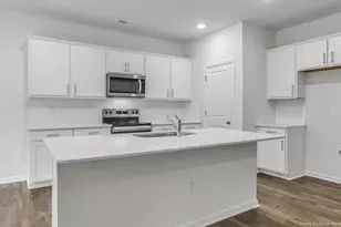 97 Discovery Wy, Spring Lake, NC 28390 - Photo 4