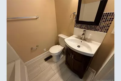 931 Fleetwood Drive, Fayetteville, NC 28305 - Photo 24