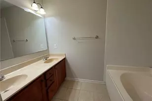 8240 Frenchorn Ln, Fayetteville, NC 28314 - Photo 16