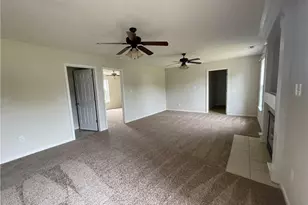 8240 Frenchorn Ln, Fayetteville, NC 28314 - Photo 14