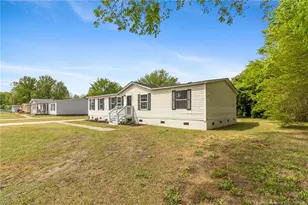 2504 Carriage Rd, Fayetteville, NC 28312 - Photo 2