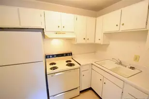 629 Gables Ct, Fayetteville, NC 28301 - Photo 10