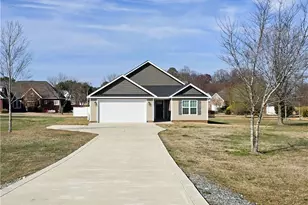 422 Mitchell Farm Rd, Goldsboro, NC 27530 - Photo 2