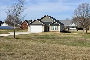 422 Mitchell Farm Rd, Goldsboro, NC 27530 - Photo 1