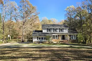 524 Parkwood Ln, Goldsboro, NC 27530 - Photo 2