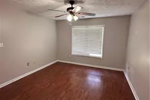 806 S Buckeye Dr, Raeford, NC 28376 - Photo 14