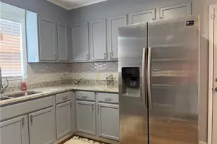 1904 Westhill Dr, Fayetteville, NC 28304 - Photo 10