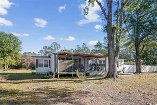 5345 Chicken Foot Rd, Saint Pauls, NC 28384 - Photo 2