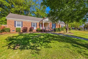 325 Northview Dr, Fayetteville, NC 28303 - Photo 2