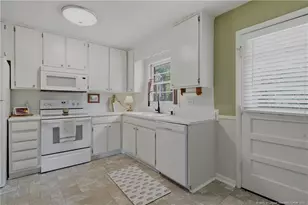 2929 Skycrest Dr, Fayetteville, NC 28304 - Photo 14