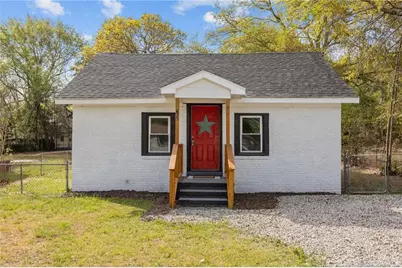 625 Eva Circle, Spring Lake, NC 28390 - Photo 1