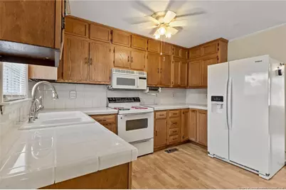 4709 Quaker Court, Hope Mills, NC 28348 - Photo 10