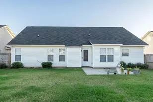 1422 Mingary Ave, Fayetteville, NC 28306 - Photo 2