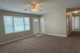 147 Brocton Dr, Fayetteville, NC 28303 - Photo 2