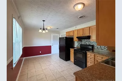 147 Brocton Drive, Fayetteville, NC 28303 - Photo 6