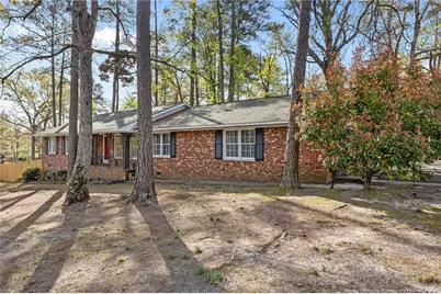2125 Forest Hills Drive, Fayetteville, NC 28303 - Photo 2