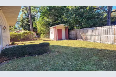 304 W 16th Street, Lumberton, NC 28358 - Photo 8