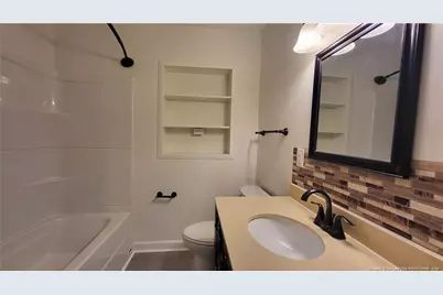 304 W 16th Street, Lumberton, NC 28358 - Photo 4