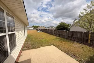 105 Yasmine Dr, Raeford, NC 28376 - Photo 14