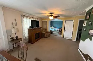 33 Chadbourn Dr, Lumberton, NC 28360 - Photo 6