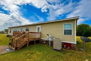 33 Chadbourn Dr, Lumberton, NC 28360 - Photo 14