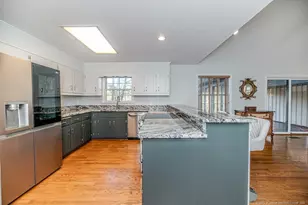 1905 Wedgewood Dr, Sanford, NC 27332 - Photo 18