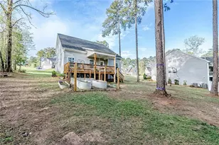 104 Foothill Ct, Sanford, NC 27330 - Photo 2