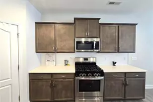 2405 Brian Davis Ct, Fayetteville, NC 28306 - Photo 18