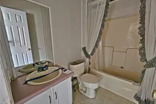 608 Old Whiteville Rd, Lumberton, NC 28358 - Photo 14