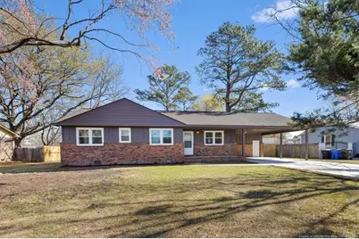 716 Dowfield Drive, Fayetteville, NC 28311 - Photo 2