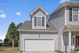 3558 Sturbridge Dr, Hope Mills, NC 28348 - Photo 2