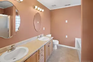 3558 Sturbridge Dr, Hope Mills, NC 28348 - Photo 18