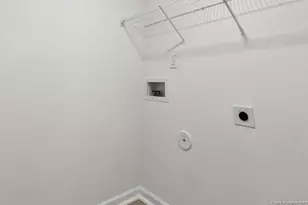 411 Hartfield Ave, Raeford, NC 28376 - Photo 32