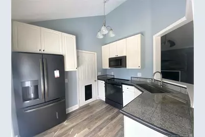 5715 Walkabout Road, Hope Mills, NC 28348 - Photo 4