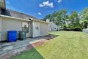 187 Aloha Dr, Fayetteville, NC 28311 - Photo 16