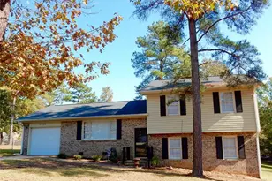 1113 Oakstone Dr, Fayetteville, NC 28314 - Photo 1