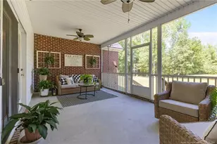 1096 Dean Rd, Saint Pauls, NC 28384 - Photo 4