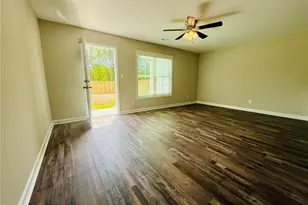 8107 King Rd, Fayetteville, NC 28306 - Photo 2